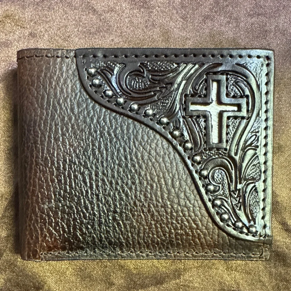 Ranger Belt Company Brown Leather Bifold‎ Wallet + Cross Necklace New with Box